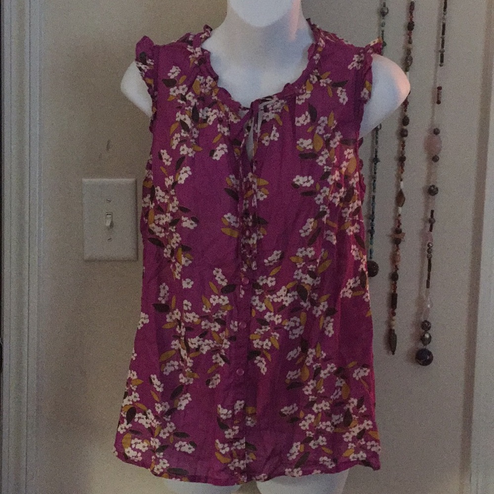 Old Navy Size M top